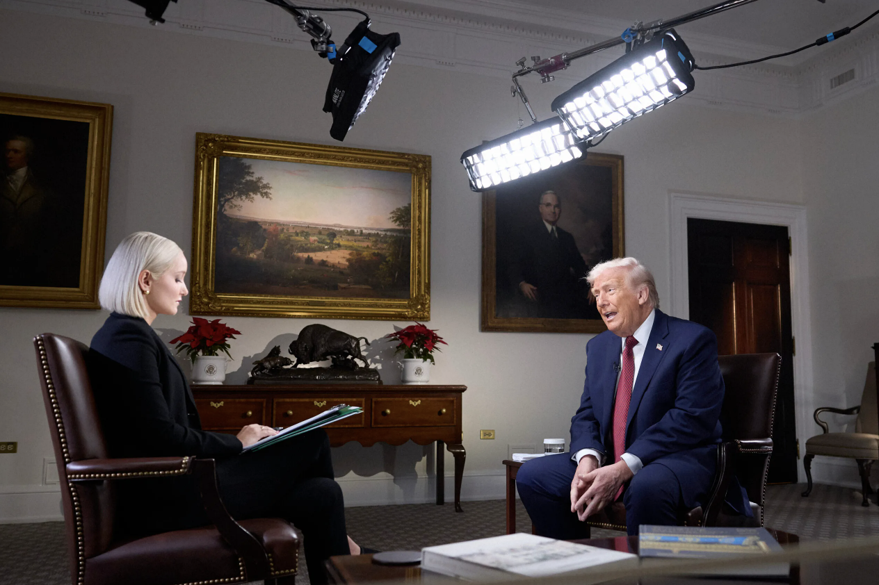 Trump parle de Paris : "Quand vous regardez Paris, c'est un endroit totalement différent, j'adorais Paris"